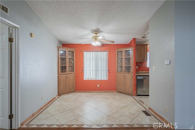 Detail Gallery Image 10 of 45 For 1630 W Covina Blvd #11,  San Dimas,  CA 91722 - 3 Beds | 2 Baths