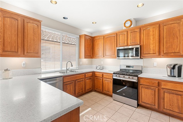 Detail Gallery Image 11 of 53 For 1318 S Bay Hill, Banning,  CA 92220 - 2 Beds | 2 Baths