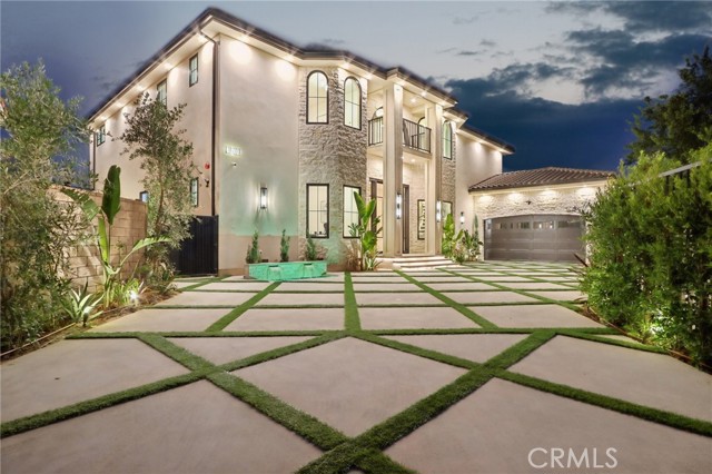 18200 Sheffield Lane, Porter Ranch CA: https://media.crmls.org/medias/e9f96e46-f74a-4b96-b9fd-274c7f701446.jpg