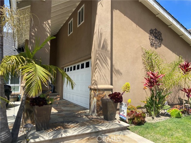 MLS# OC23061713