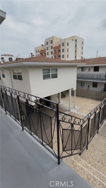 Detail Gallery Image 16 of 17 For 1032 S Normandie Ave #202,  Los Angeles,  CA 90006 - 2 Beds | 1 Baths