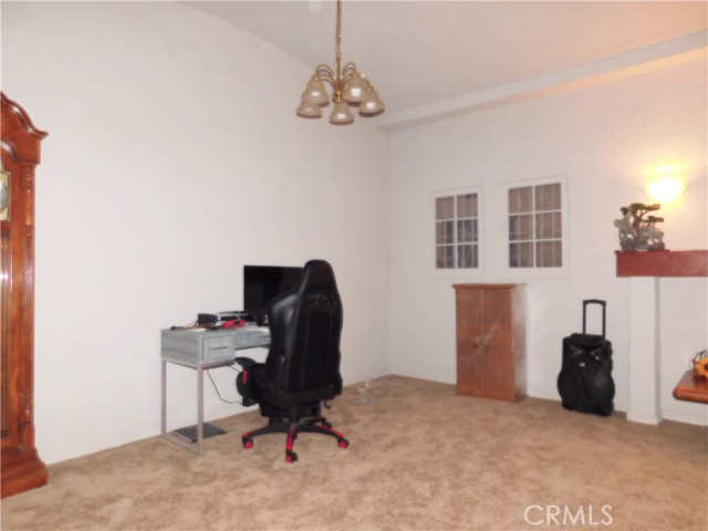 1319 S Downey Road, Los Angeles CA: https://media.crmls.org/medias/e9f9caf3-79fd-44f1-865a-25cecf2b5359.jpg