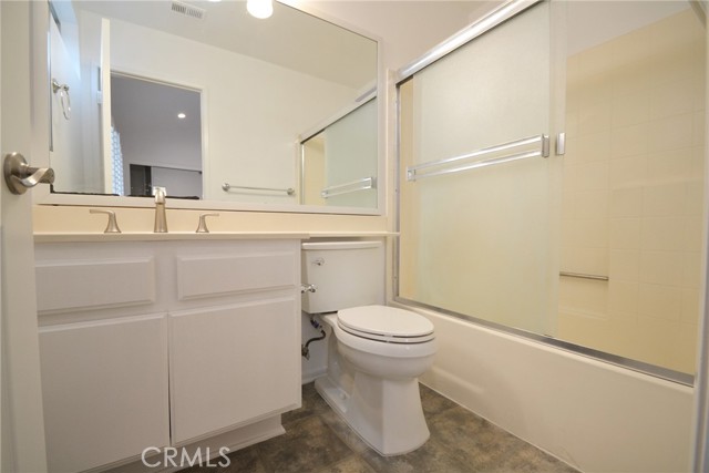 Detail Gallery Image 9 of 14 For 2800 Plaza Del Amo #15,  Torrance,  CA 90503 - 2 Beds | 2/1 Baths