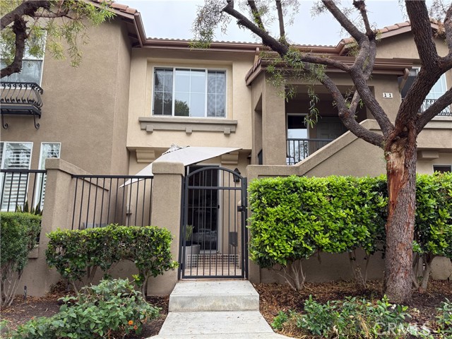 Detail Gallery Image 1 of 30 For 11 Emory #85,  Irvine,  CA 92602 - 2 Beds | 2/1 Baths
