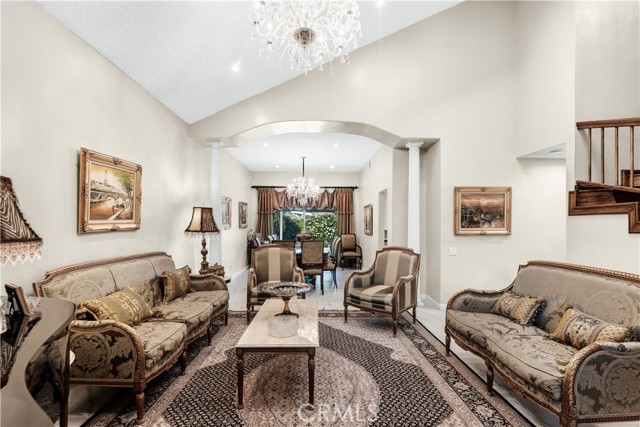 Detail Gallery Image 5 of 40 For 7936 Laramie Ave, Winnetka,  CA 91306 - 4 Beds | 2 Baths
