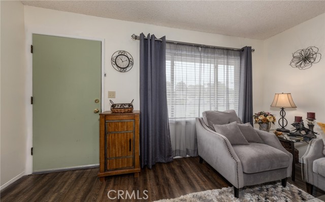 Detail Gallery Image 5 of 22 For 11914 4th St, Yucaipa,  CA 92399 - 2 Beds | 1 Baths