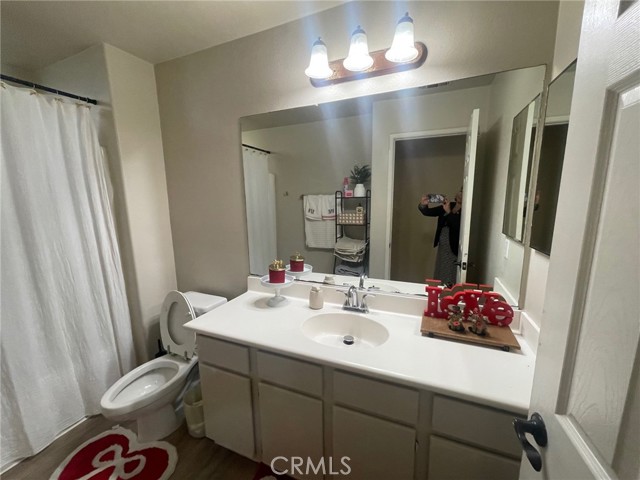 Detail Gallery Image 6 of 27 For 26871 Snow Canyon Cir, Moreno Valley,  CA 92555 - 5 Beds | 3 Baths