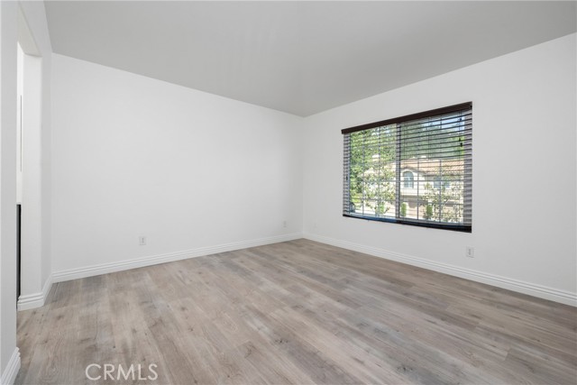 51 Waxwing Lane, Aliso Viejo CA: https://media.crmls.org/medias/e9fb8eb7-9d8c-4b41-9967-35b12ab4df87.jpg