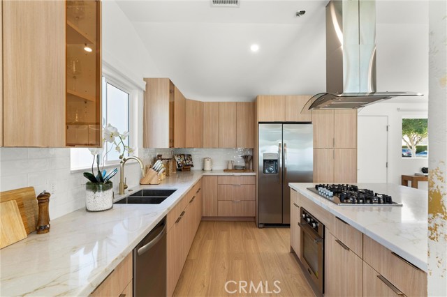 Detail Gallery Image 4 of 31 For 8591 Greenleaf Ave, Buena Park,  CA 90620 - 3 Beds | 2 Baths