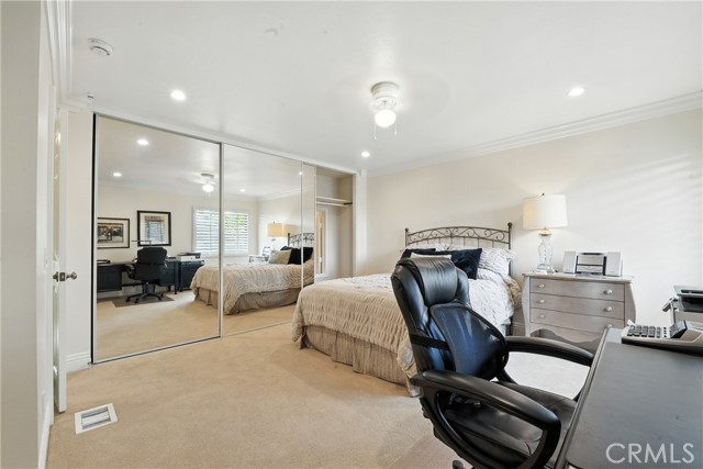 Image 41 of 65 For 14 Bridgewood  22