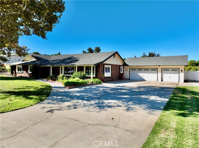 Detail Gallery Image 4 of 56 For 3024 Sonrisa Dr, Corona,  CA 92881 - 4 Beds | 3 Baths