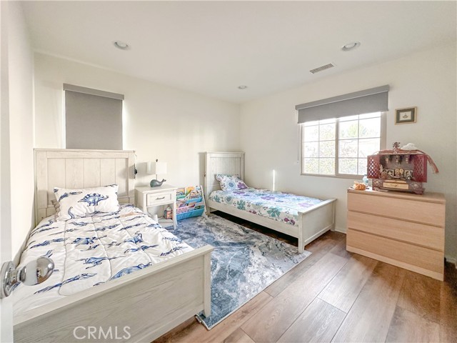 Detail Gallery Image 8 of 14 For 57 Bell Chime, Irvine,  CA 92618 - 3 Beds | 2/1 Baths