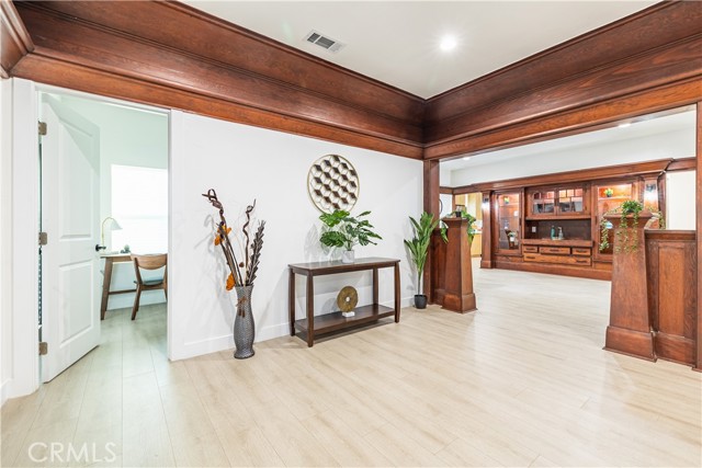 Detail Gallery Image 15 of 75 For 3627 S Van Ness Ave, Los Angeles,  CA 90018 - 4 Beds | 2 Baths