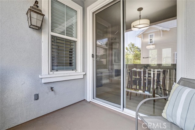 29 Hinterland Way, Ladera Ranch CA: https://media.crmls.org/medias/e9fe5ec7-050d-41ef-87ff-6b5bbca79e80.jpg