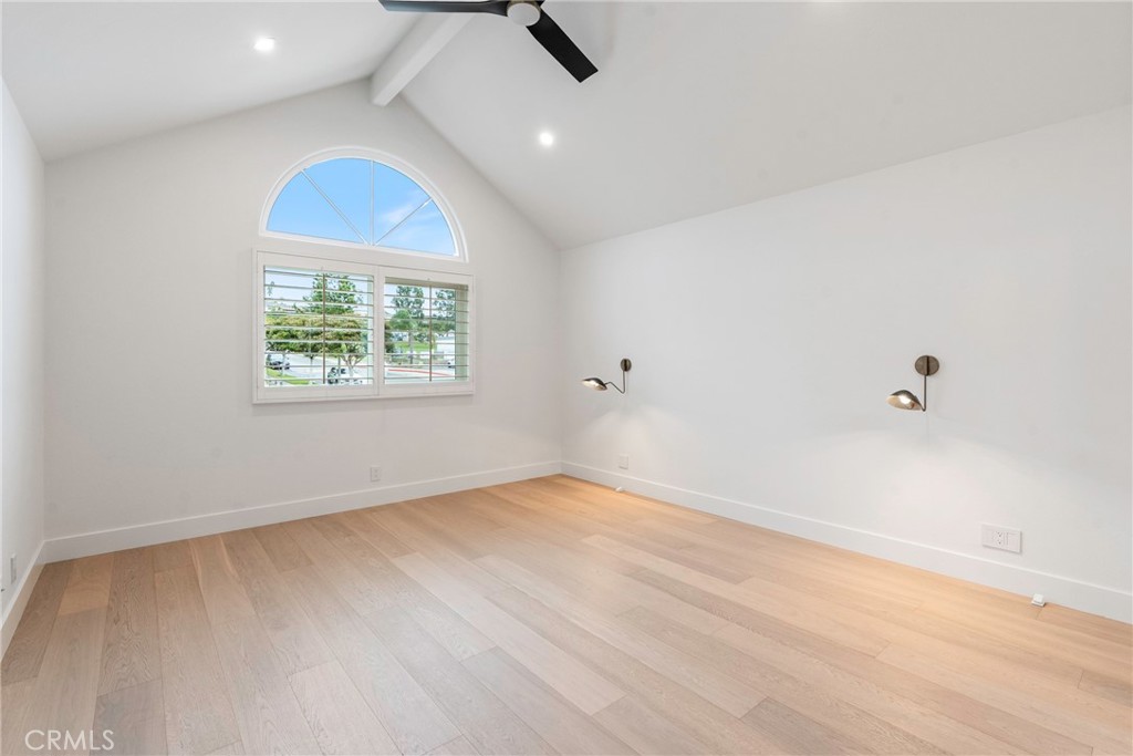 MLS #NP25261018 image #32