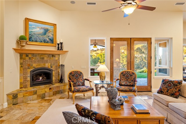 Detail Gallery Image 6 of 68 For 2174 Lake Ysabel Rd, Templeton,  CA 93465 - 3 Beds | 2/1 Baths