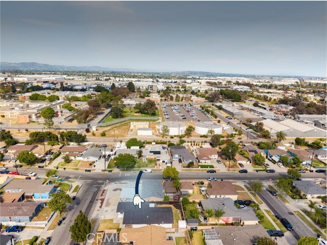 12340 Dune Street, Norwalk CA: https://media.crmls.org/medias/e9ff0b11-8500-40e9-b0a7-a97967f05d4b.jpg