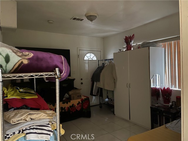 Detail Gallery Image 19 of 20 For 1416 Orange, Long Beach,  CA 90813 - 6 Beds | 4 Baths