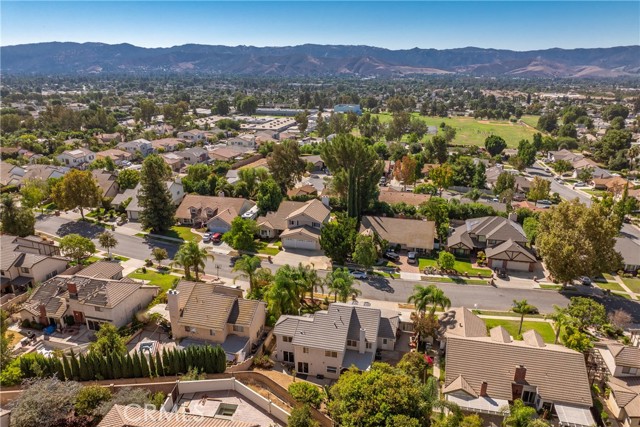 Detail Gallery Image 46 of 50 For 4231 Roxbury St, Simi Valley,  CA 93063 - 4 Beds | 2/1 Baths