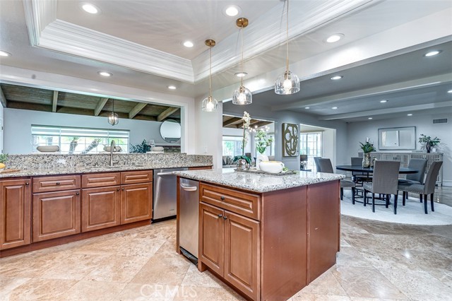 756 N Malden Avenue, Fullerton CA: https://media.crmls.org/medias/ea0214b7-1191-43de-bb55-63b13bdfa17f.jpg