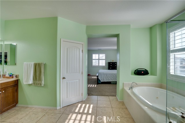 Detail Gallery Image 17 of 27 For 865 Volande Ct, Perris,  CA 92571 - 4 Beds | 3 Baths