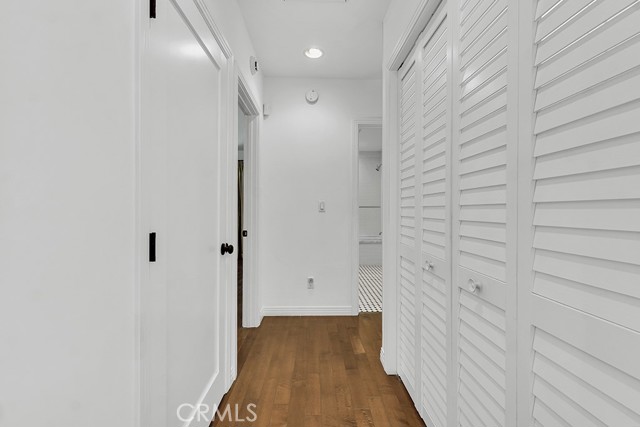 Detail Gallery Image 13 of 36 For 14627 Killion St, Sherman Oaks,  CA 91411 - 2 Beds | 2 Baths