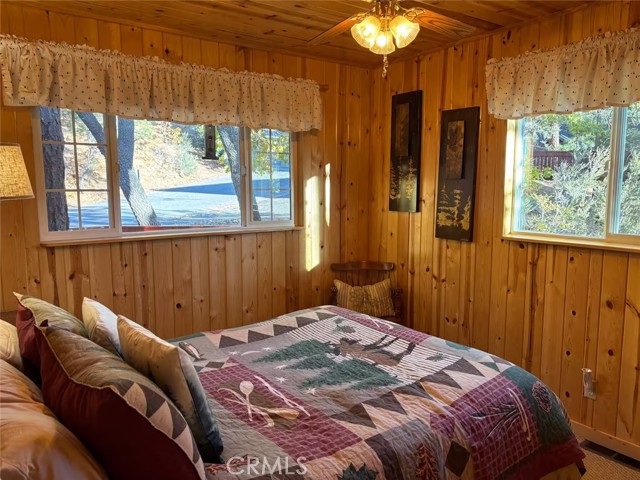 Detail Gallery Image 7 of 70 For 43897 Yosemite Drive, Big Bear Lake,  CA 92315 - 4 Beds | 2 Baths