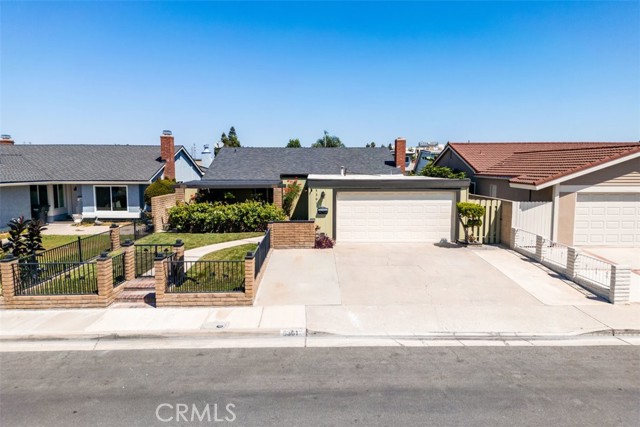 5361 La Luna Dr, La Palma, CA 90623