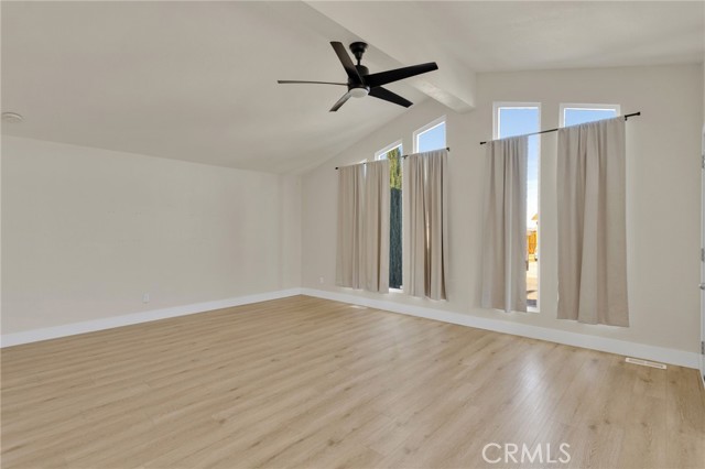 Detail Gallery Image 5 of 30 For 24939 Camino Del Norte, Barstow,  CA 92311 - 3 Beds | 2 Baths