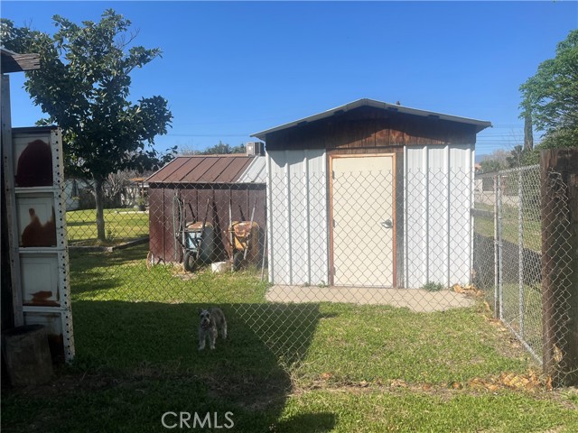 Detail Gallery Image 14 of 18 For 18173 Mccauley, Fontana,  CA 92335 - 4 Beds | 2 Baths