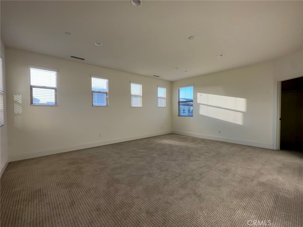 Ea03db0d 7bea 45aa Ab28 F0b186a9425f