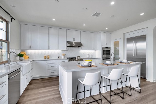 Detail Gallery Image 11 of 57 For 114 Bouquet, Irvine,  CA 92618 - 4 Beds | 2/1 Baths