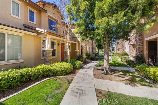Detail Gallery Image 4 of 45 For 30505 Canyon Hills, Lake Elsinore,  CA 92532 - 2 Beds | 2/1 Baths