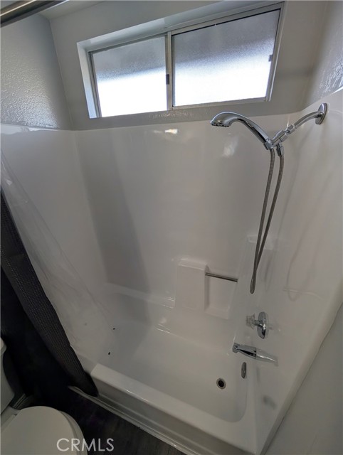 Detail Gallery Image 32 of 59 For 527 E Colorado Bld #B,  Monrovia,  CA 91016 - 2 Beds | 2 Baths