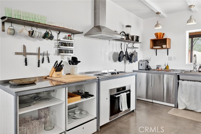 Detail Gallery Image 15 of 73 For 66475 Winters Rd, Joshua Tree,  CA 92252 - 3 Beds | 1 Baths