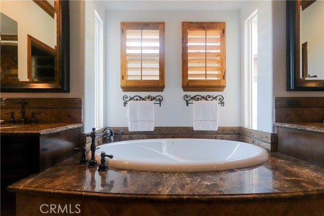 1405 Manera Ventosa, San Clemente CA: https://media.crmls.org/medias/ea079e71-59dc-4d8c-96ee-cd65bec78aa3.jpg