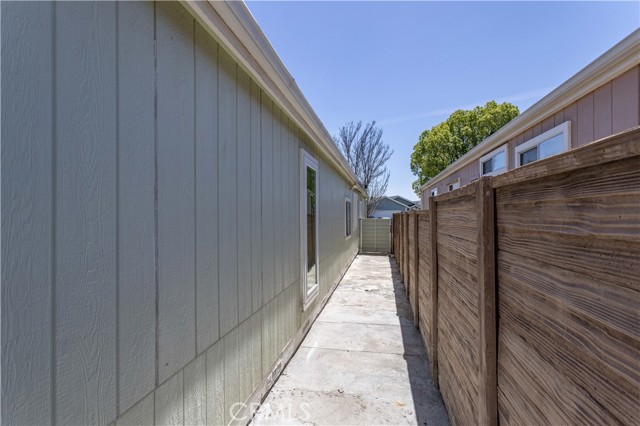 Image 31 of 40 For 20049 Canyon View