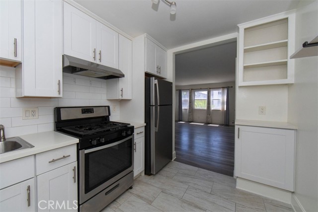Detail Gallery Image 5 of 30 For 1906 Camino De La Costa #B,  Redondo Beach,  CA 90277 - 2 Beds | 1 Baths