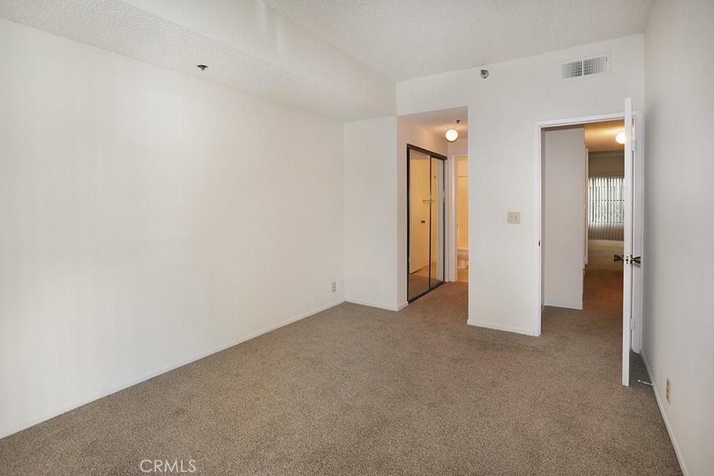 720 W 4th Street 118