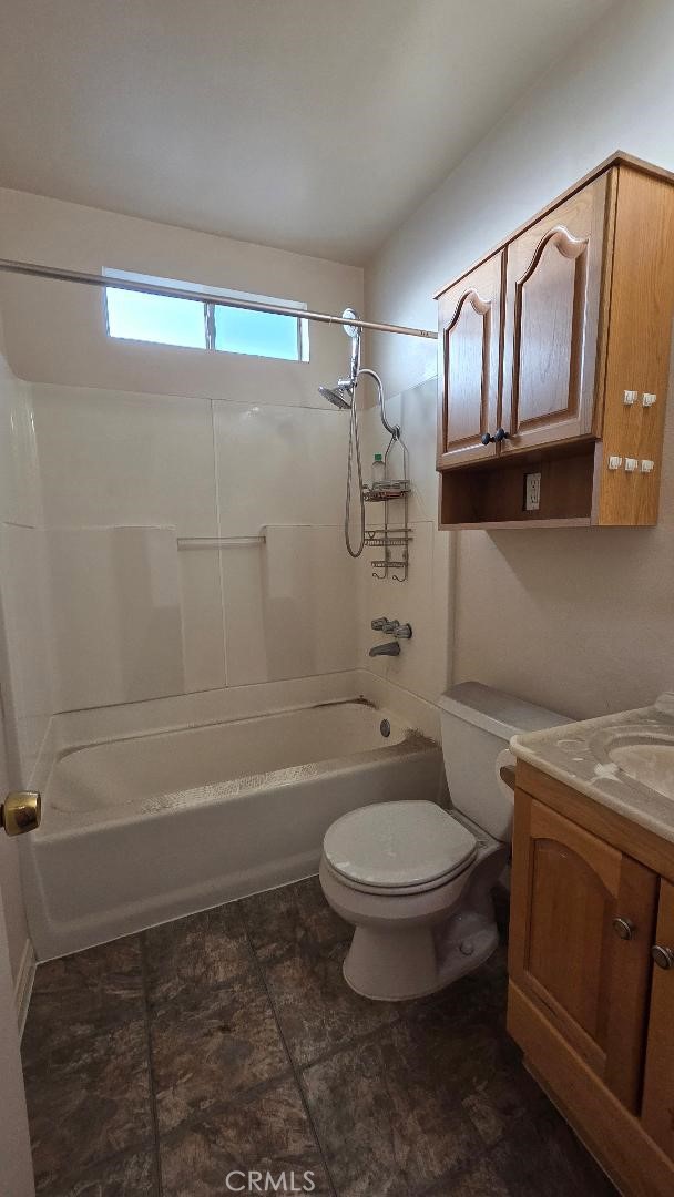 Detail Gallery Image 14 of 18 For 5833 Bonfair, Lakewood,  CA 90712 - – Beds | – Baths