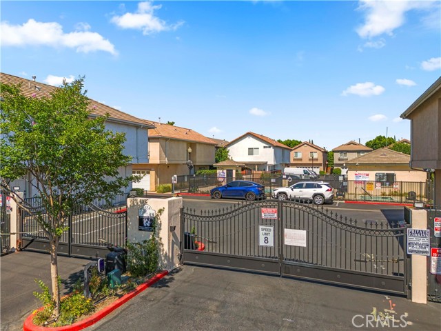 Detail Gallery Image 57 of 57 For 8554 Burnet Ave #144,  North Hills,  CA 91343 - 3 Beds | 3 Baths