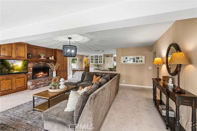Detail Gallery Image 15 of 35 For 1503 Kensing Ln, North Tustin,  CA 92705 - 5 Beds | 4 Baths