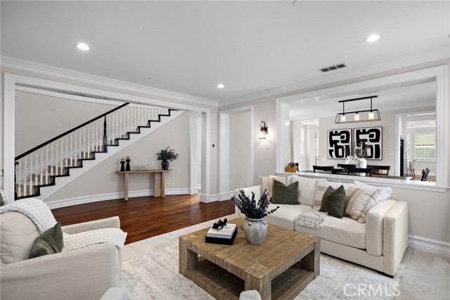 Detail Gallery Image 12 of 58 For 33 Christopher St, Ladera Ranch,  CA 92694 - 5 Beds | 5/1 Baths