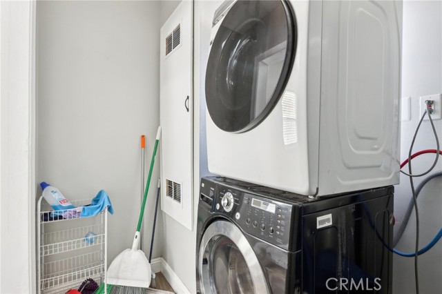 821 Lombard Drive, Redlands CA: https://media.crmls.org/medias/ea0db41a-e84d-4dde-a54a-91acc57f4913.jpg