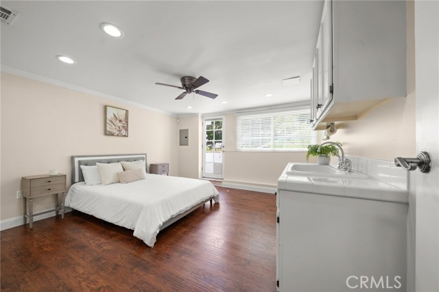 400 Campdell Street, Playa del Rey CA: https://media.crmls.org/medias/ea0dde2e-6c16-4ba7-991c-d6f8702aea9c.jpg