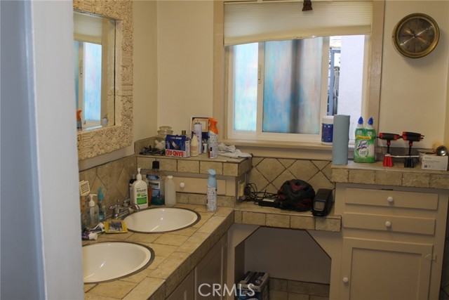 2859 Effie Street, Los Angeles CA: https://media.crmls.org/medias/ea0e234a-7d1a-45c6-a747-55c59d854548.jpg