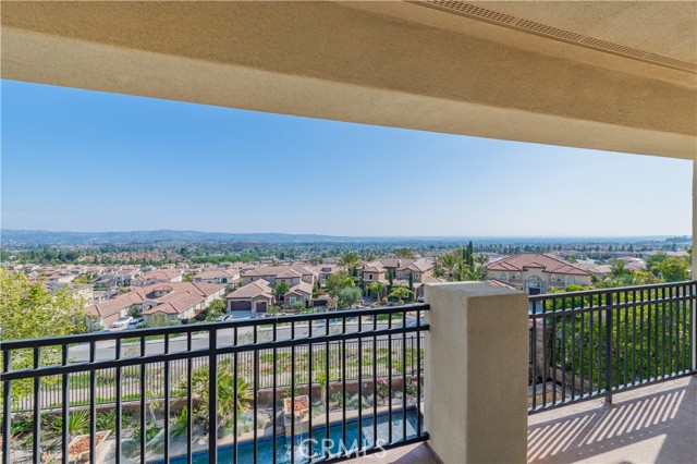 20408 Umbria Way, Yorba Linda CA: https://media.crmls.org/medias/ea0e5982-41cf-4d3d-83e4-dab94554015d.jpg