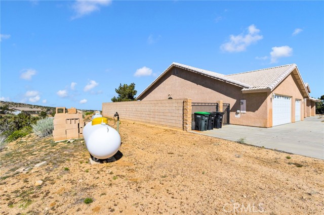 Detail Gallery Image 51 of 65 For 8250 Snow Cap, Pinon Hills,  CA 92372 - 3 Beds | 2/1 Baths