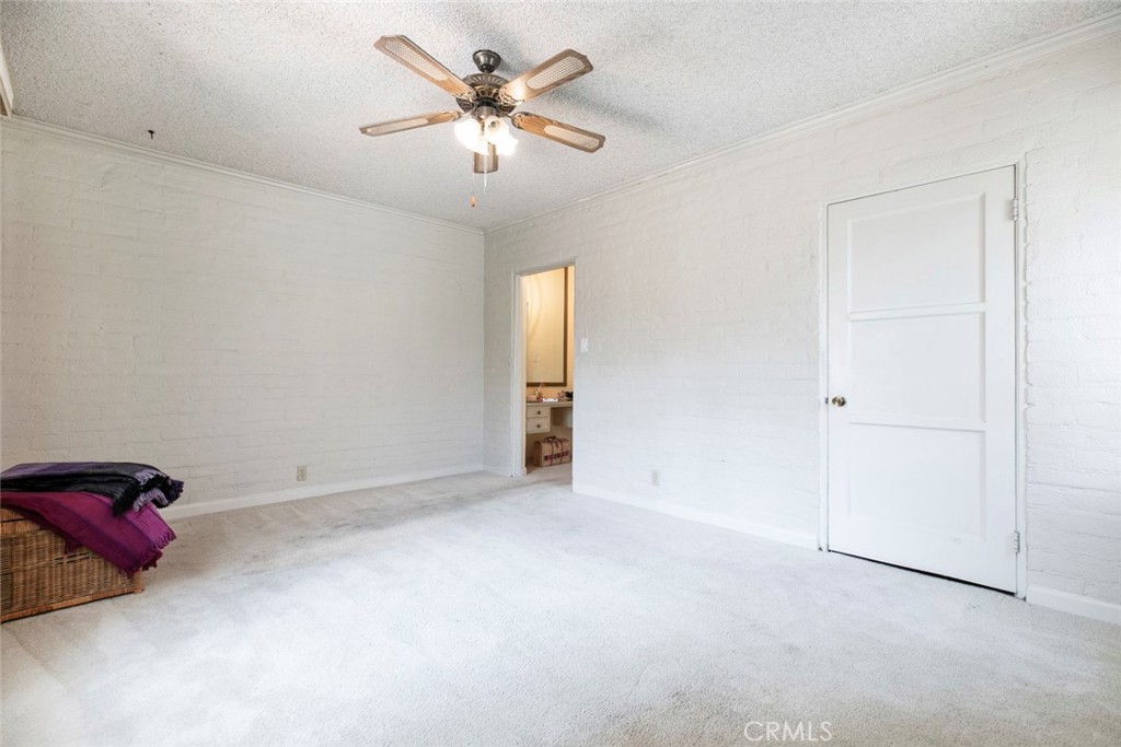 1422 W Riverside DriveBurbank img 25