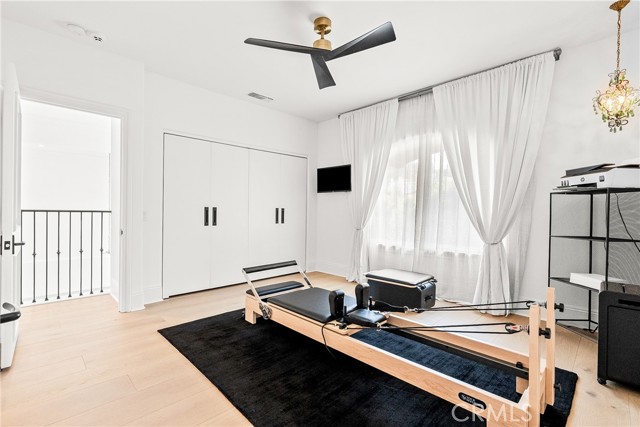 23477 Park Colombo, Calabasas CA: https://media.crmls.org/medias/ea0ea446-7add-4d84-93b9-533781c66f3f.jpg